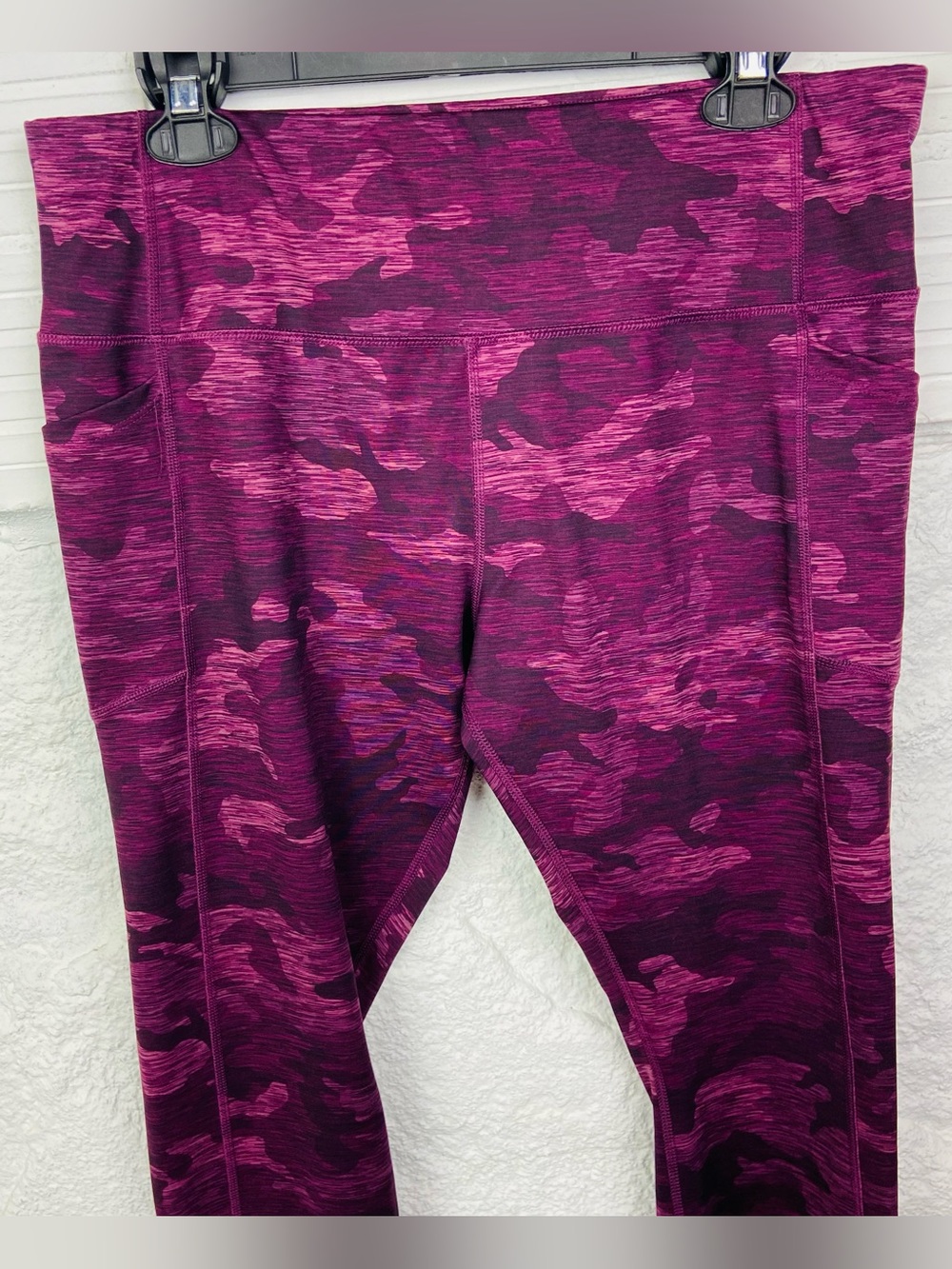 Avia Magenta & Dark Purple Camo phone pocket yoga athletic Leggings size XXL - Picture 5 of 12